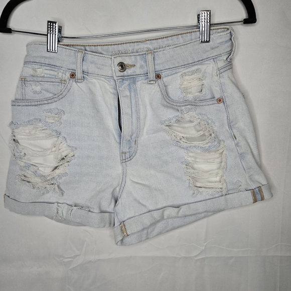Size 6 American Eagle Distressed Cuffed Jean Shorts Y2k Casual Everyday Wear - Picture 2 of 7